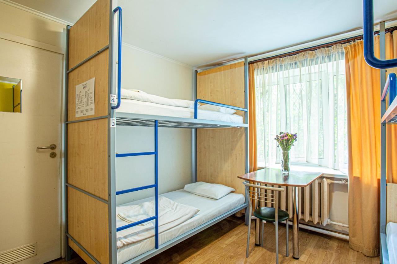 Gar'Is Hostel Kiev Bagian luar foto